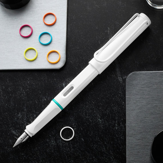 LAMY safari Fountain Pen - all white-multi ring set (Special Edition)